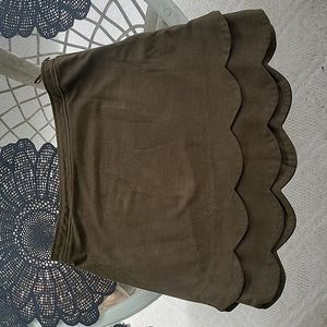 Olive green skirt with cute scallop hem detail
